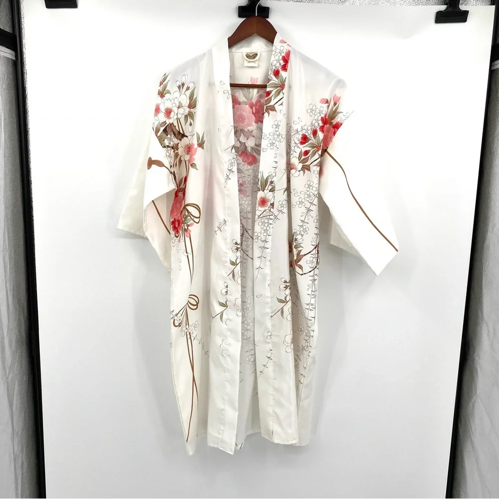 Vintage Kimono Women One Size Japanese White Poly Floral Coverup Asian Botanical - Picture 2 of 11